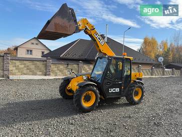 JCB 525-60 Agri Plus 2017 - фото