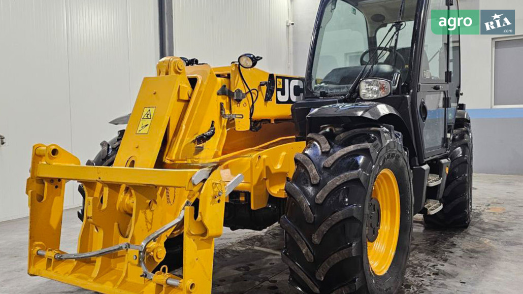 Навантажувач JCB 531-70  - фото 1