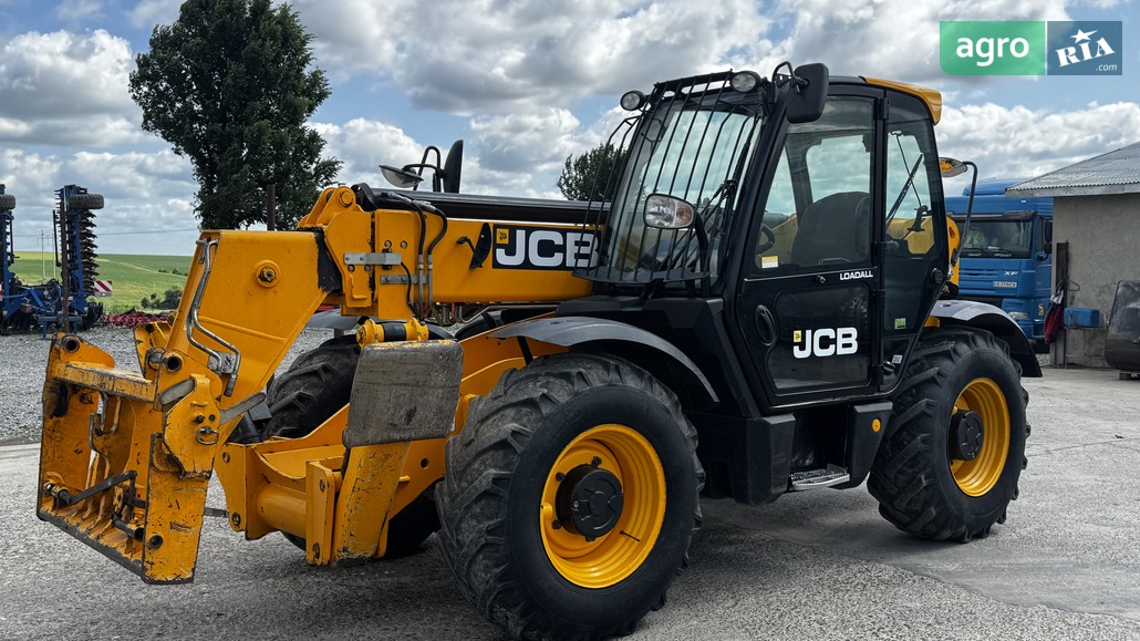 Навантажувач JCB 533-105 2013 - фото 1