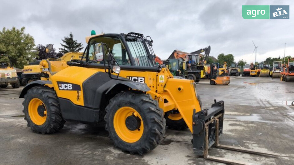 Навантажувач JCB 535-95  - фото 1