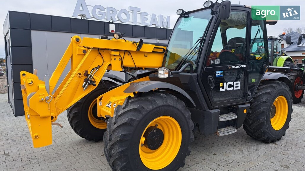 Навантажувач JCB 536.70  - фото 1