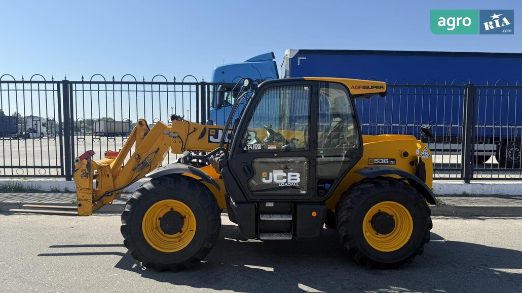 Навантажувач JCB 536.70 2017 - фото 1