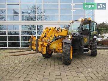 JCB 541-70  - фото