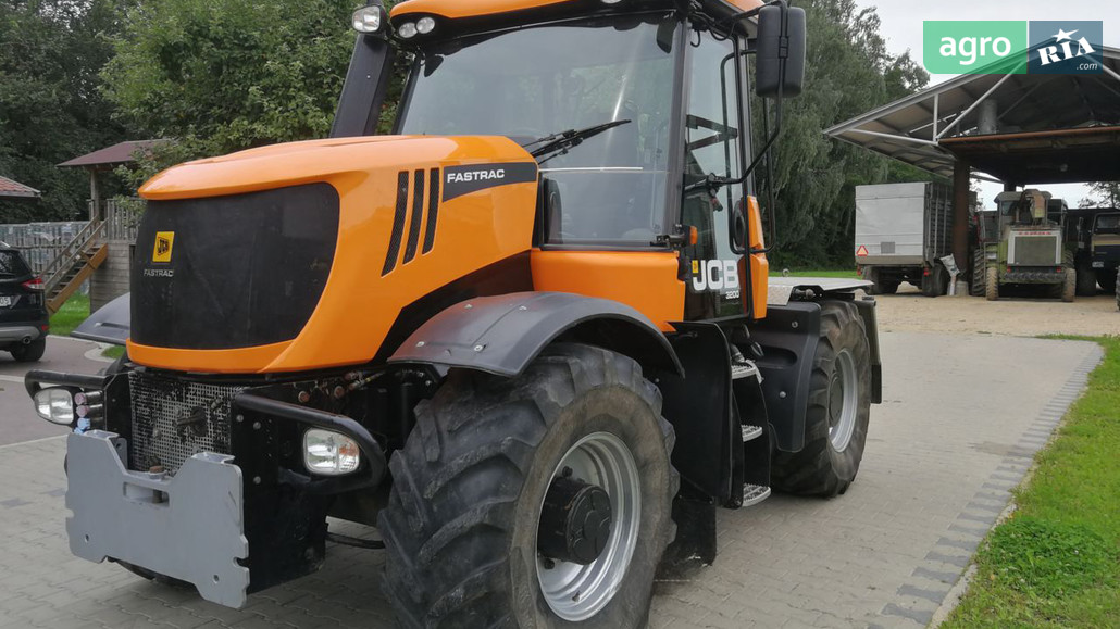 Трактор JCB Fastrac 3200 2010 - фото 1