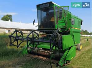 Комбайн John Deere 1042 1985