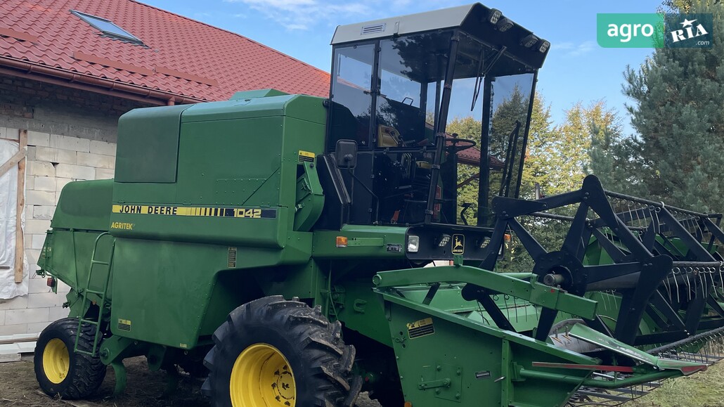 Комбайн John Deere 1042  - фото 1