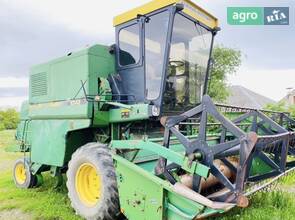 Комбайн John Deere 1042 1984