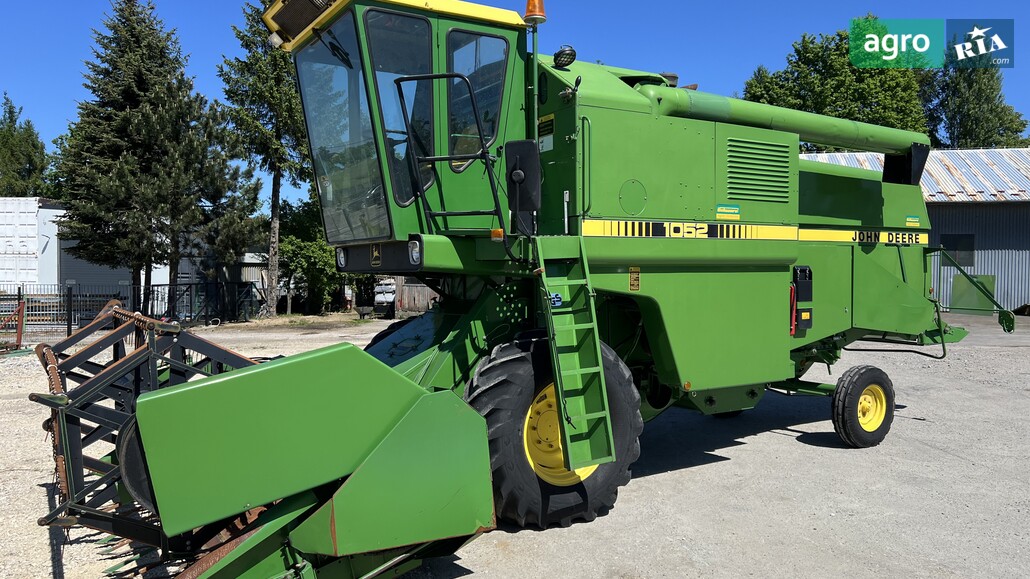Міні комбайн John Deere 1052 1988 - фото 1