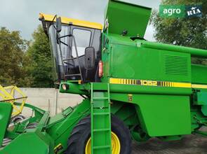 Комбайн John Deere 1052 1990