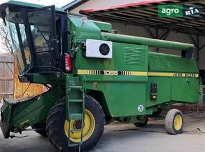 Комбайн John Deere 1055 1989