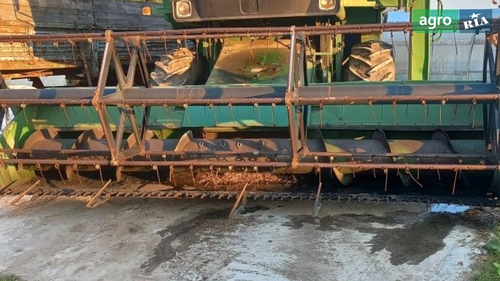 Комбайн John Deere 1055 1999 - фото 1