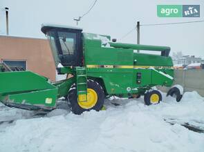 Комбайн John Deere 1055 1989