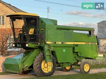 John Deere 1055  - фото