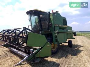 Комбайн John Deere 1065 1985