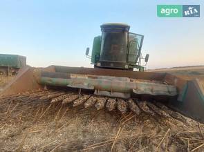 Комбайн John Deere 1065 1989