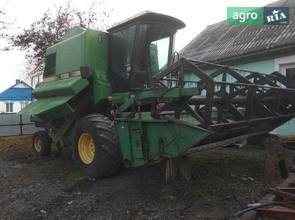 Комбайн John Deere 1065 1985
