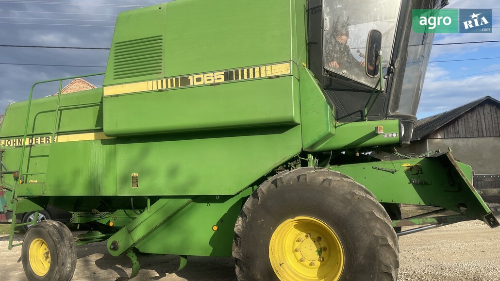 Комбайн John Deere 1065 1986 - фото 1