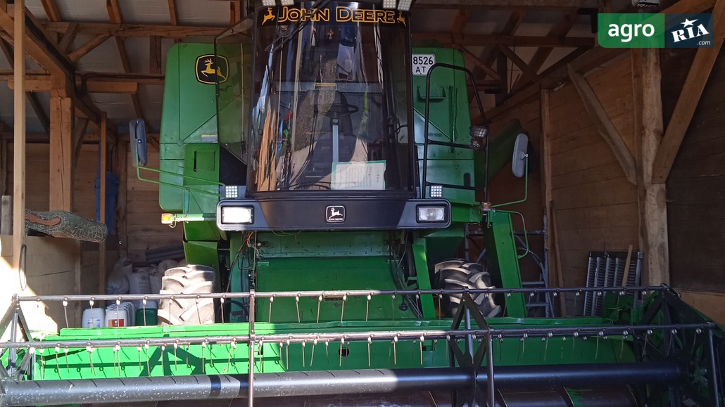 Комбайн John Deere 1072 1983 - фото 1