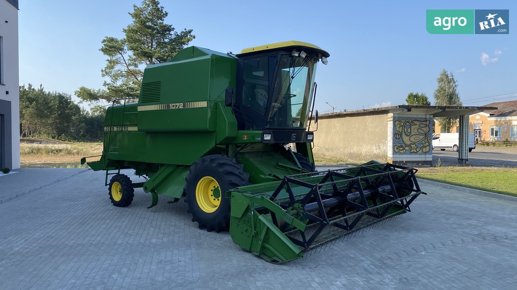 Комбайн John Deere 1072 1988 - фото 1