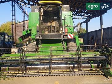 John Deere 1075 1982 - фото