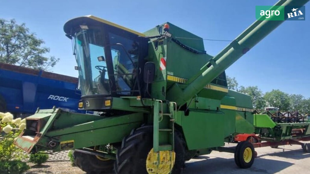 Комбайн John Deere 1075 1984 - фото 1