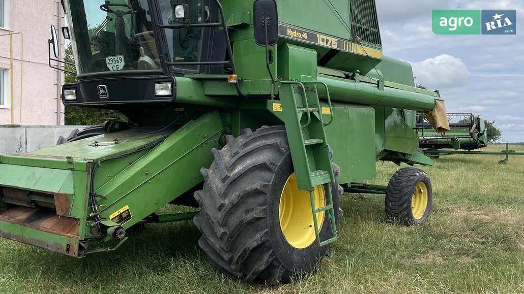 Комбайн John Deere 1075 1982 - фото 1