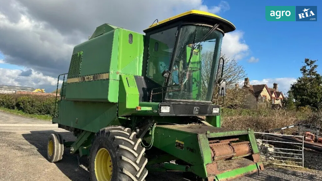 Комбайн John Deere 1075 1985 - фото 1