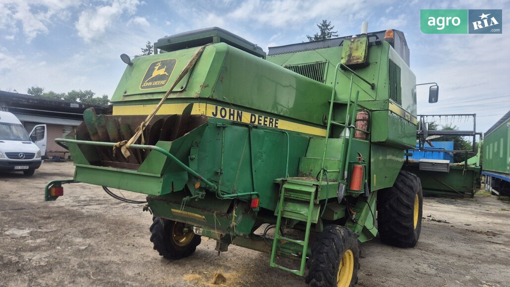 Комбайн John Deere 1075 1989 - фото 1