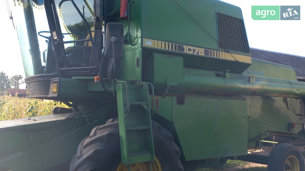 Комбайн John Deere 1075  - фото 1