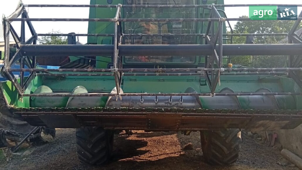 Комбайн John Deere 1075 1985 - фото 1