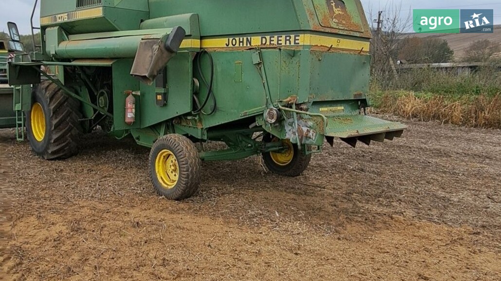Комбайн John Deere 1075 1985 - фото 1