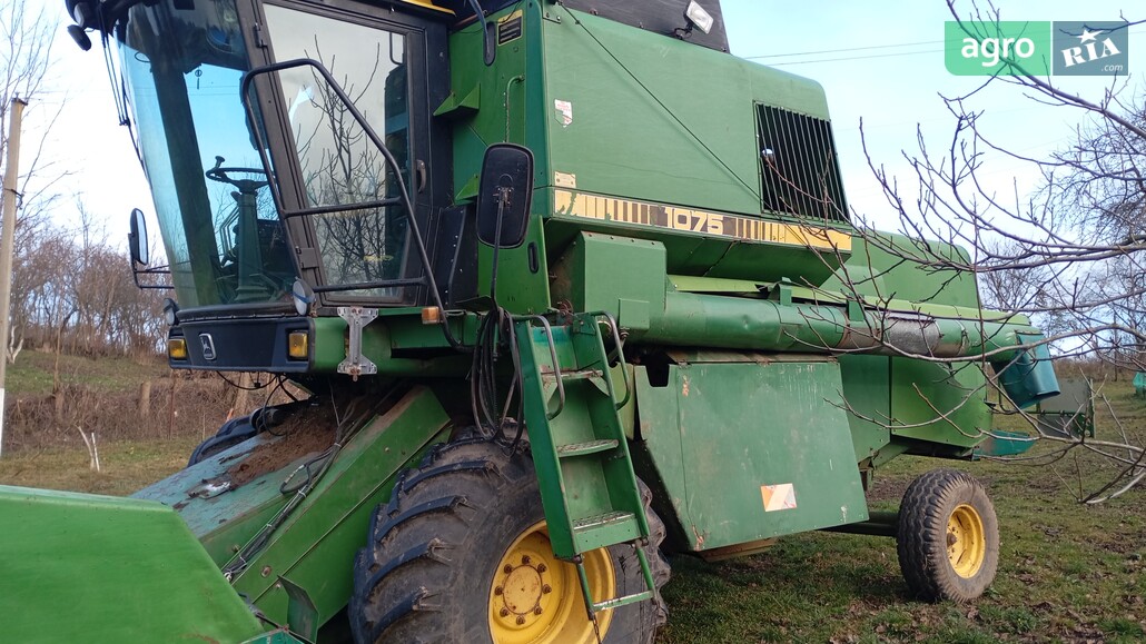 Комбайн John Deere 1075 1985 - фото 1