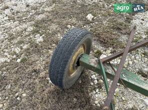 Візок John Deere 1075 1982