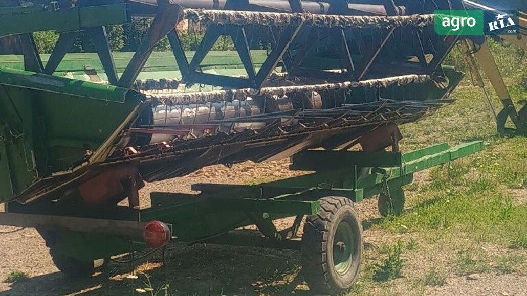 Комбайн John Deere 1085 1986 - фото 1