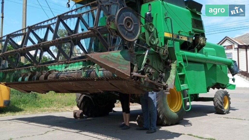 Комбайн John Deere 1085 1990 - фото 1