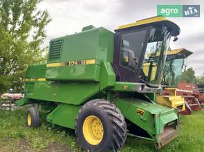 Комбайн John Deere 1174 1990