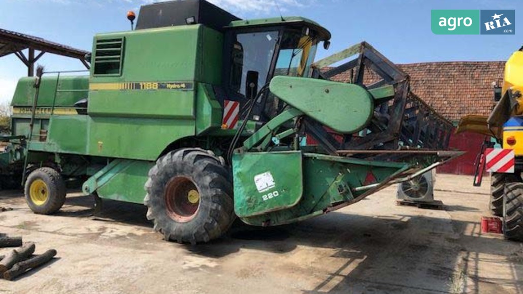 Комбайн John Deere 1188 1984 - фото 1