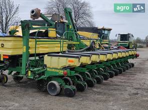 Сеялка John Deere 1745 2013