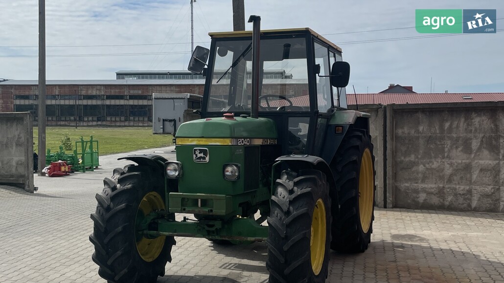 Трактор John Deere 2040 1983 - фото 1