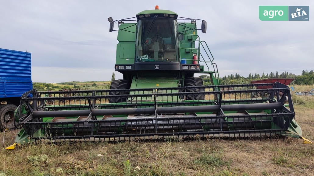 Комбайн John Deere 2254 2000 - фото 1