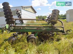 Борона John Deere 230 2000
