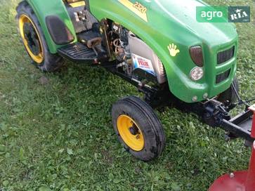 John Deere 2320 2008 - фото