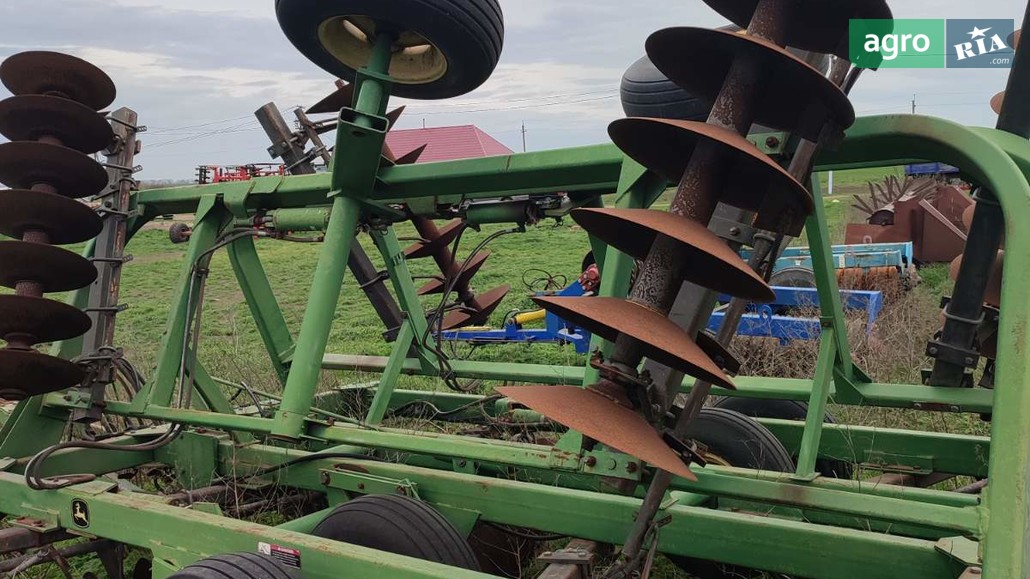 Борона John Deere 2633 2005 - фото 1