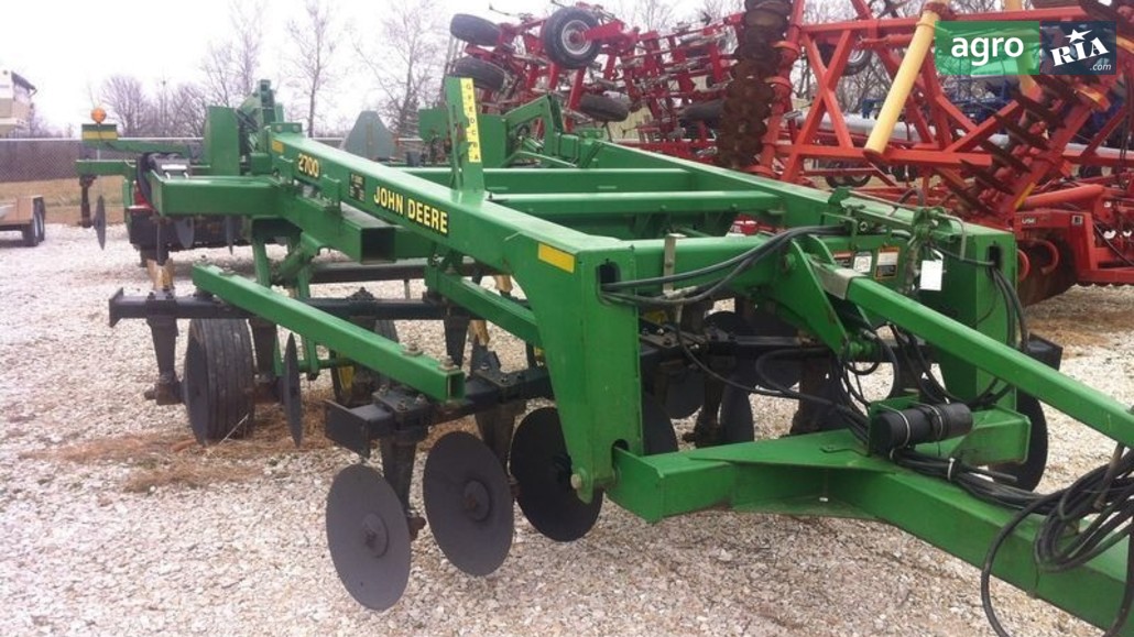 Глибокорозпушувач John Deere 2700 2004 - фото 1