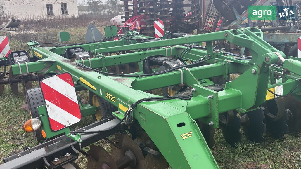 Глубокорыхлитель John Deere 2720 2017 - фото 1