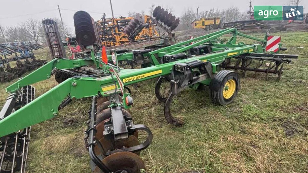 Глубокорыхлитель John Deere 2720 2017 - фото 1