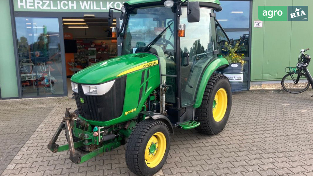Трактор John Deere 3045R 2018 - фото 1