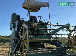 Комбайн John Deere 330 1970