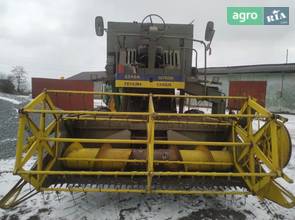 Комбайн John Deere 330 1974