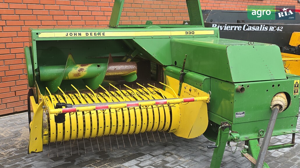 Прес-підбірник John Deere 330 1993 - фото 1